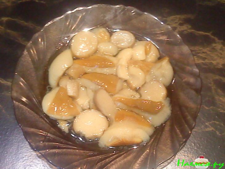 Грибы маринованные (белые) Грибы маринованные (белые)