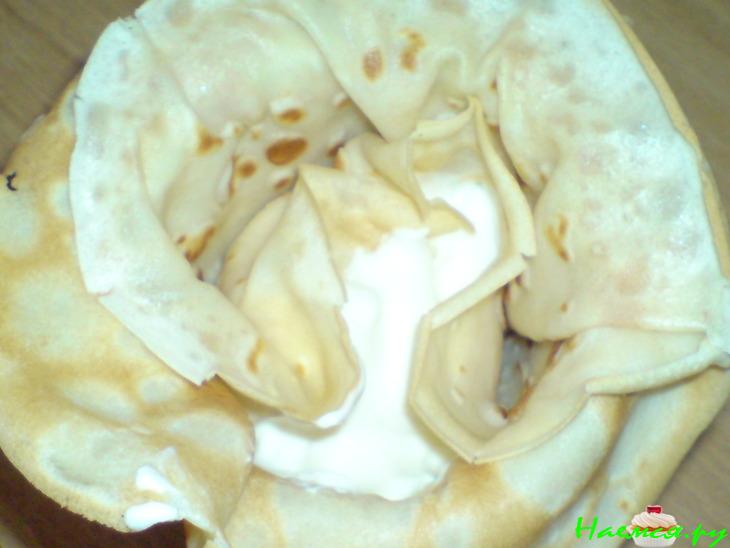 Блинные кулёчки с творогом, мёдом и карамелизированными яблоками (День первый....)