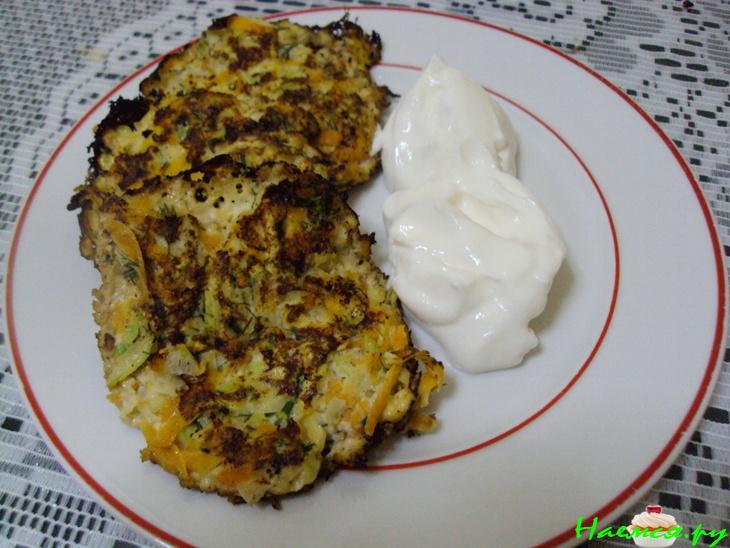 Оладьи с морковью и кабачками без муки Оладьи с морковью и кабачками без муки