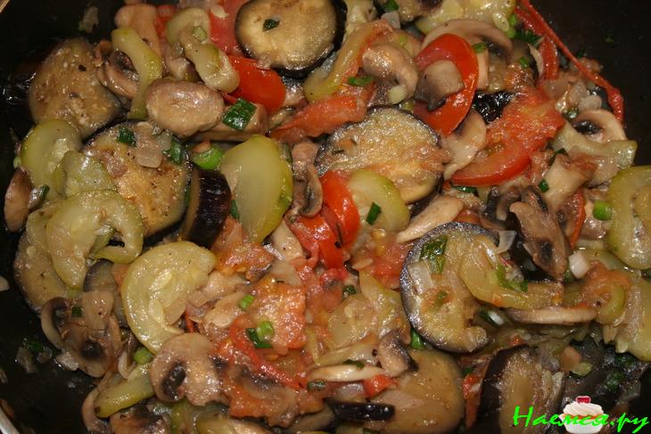 Блинчатый пирог с цуккини, баклажанами и грибами Блинчатый пирог с цуккини, баклажанами и грибами