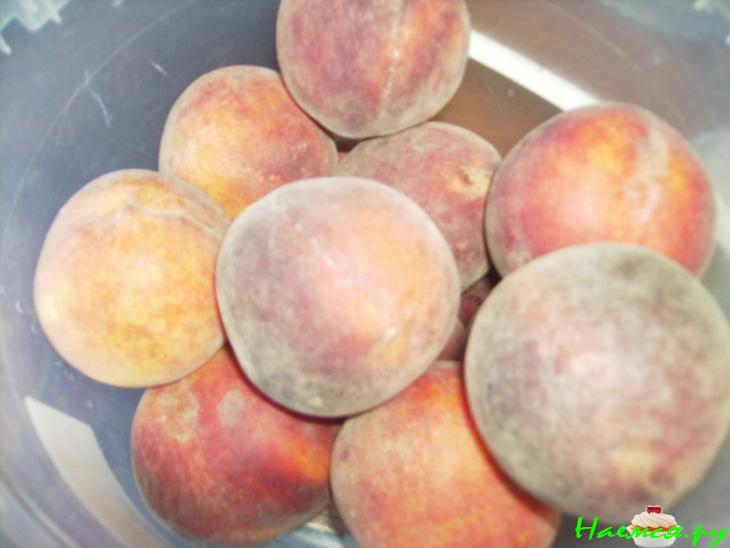 Варенье из персиков Варенье из персиков