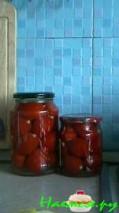 Помидоры "Чесночок в попку"