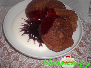 Яблочные оладьи с какао