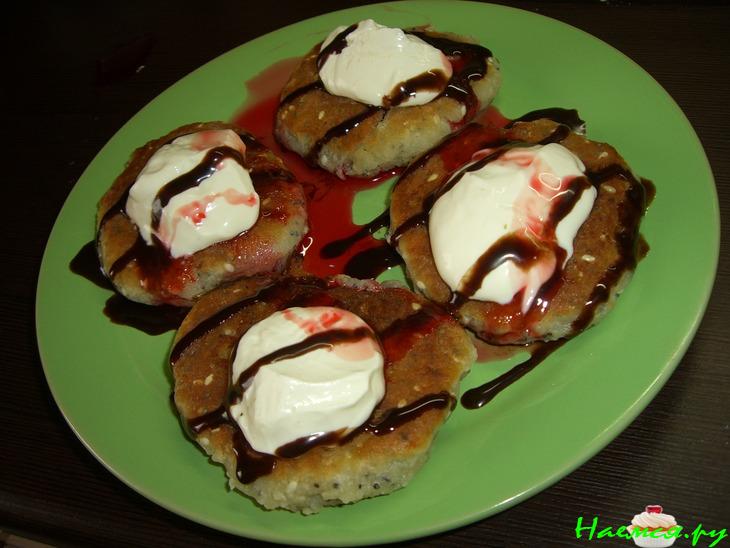 Сырники с кунжутом и маком