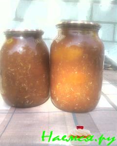 Помидоры в томате с корнем хрена