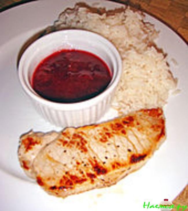 Сливовый пикантный соус к мясу на зиму