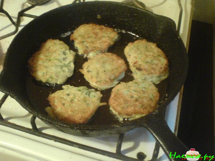 Оладьи кабачковые с ржаной мукой