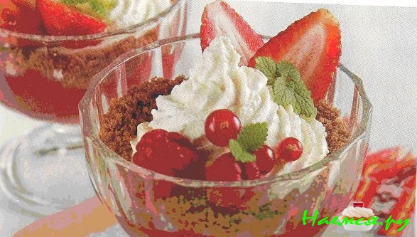 Десерт ягодный