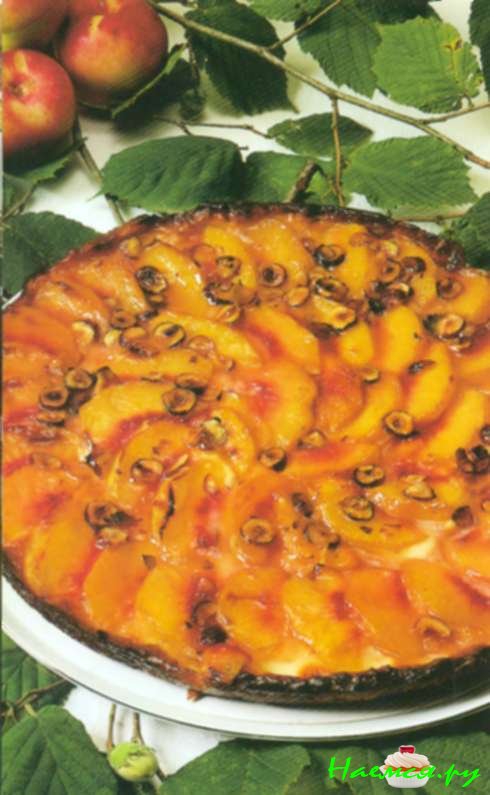 Пирог с нектаринами