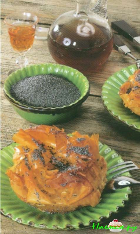 Слойка с маком