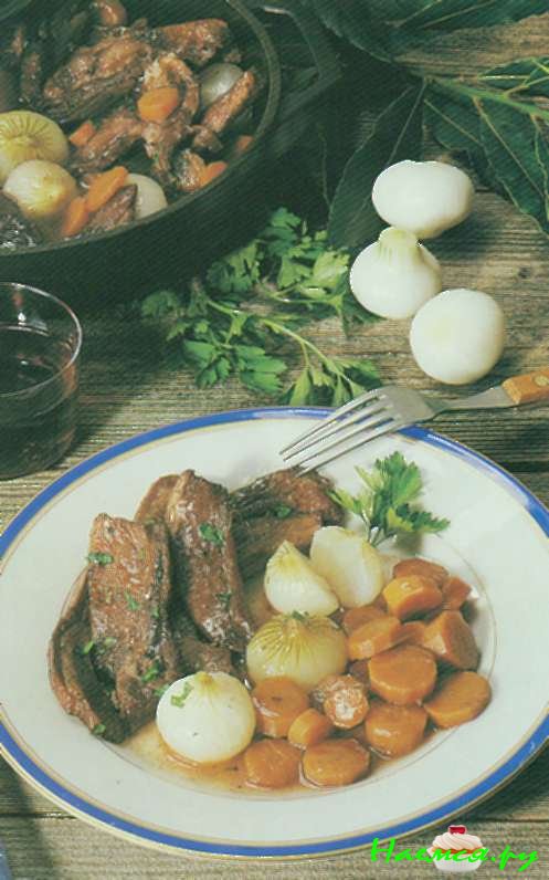 Телятина под красным вином