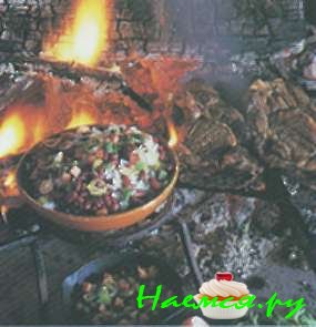 Мясо, запеченное на углях