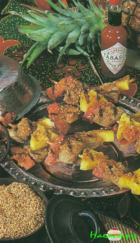 Шашлык из свинины с ананасом