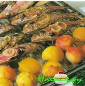 Султанка (барабулька) на гриле с персиками (4 порции)