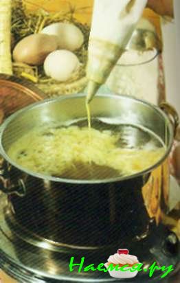 Яичные нити в супах и бульонах