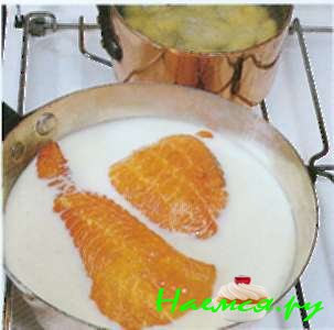 Треска, припущенная в молоке (4 порции)