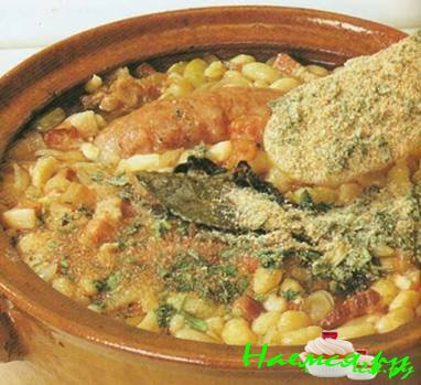 Кассуле в каркассонском стиле