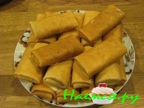 Блины на молоке с чечевицей и куриным мясом