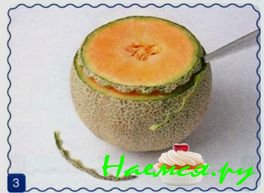 Ваза с хризантемами