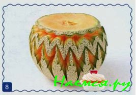 Ваза с хризантемами