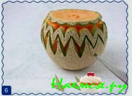 Ваза с хризантемами