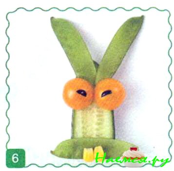 Заяц из огурца