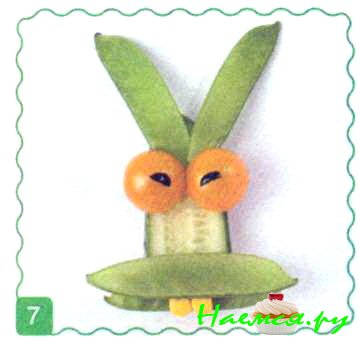 Заяц из огурца