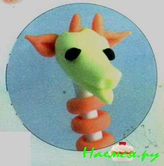 Жираф из мастики