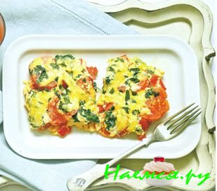 Томатный омлет в мультиварке