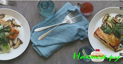 ЛОСОСЬ С КАПУСТОЙ ПАКЧОЙ И ШИИТАКЕ