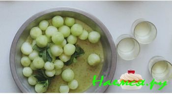 ДЫНЯ С ТЕКИЛОЙ, ЛАЙМОМ И МЯТОЙ