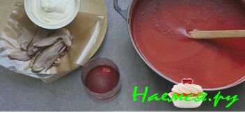 СВЕКОЛЬНЫЙ СУП С КОПЧЕНОЙ УТКОЙ