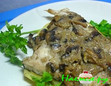 «Чудо-рыбка» с грибами на пару