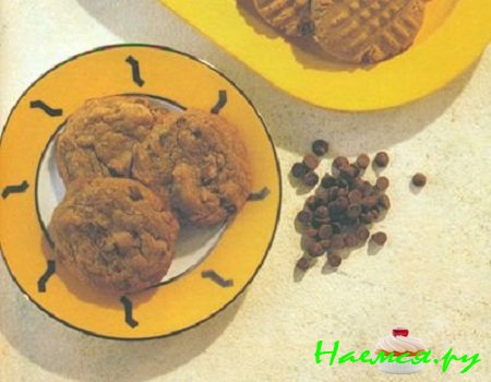 Печенье с шоколадной крошкой