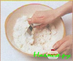 Пирожные с орехами пекан