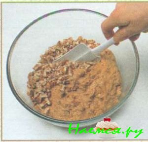 Хлеб с орехами пекан и финиками