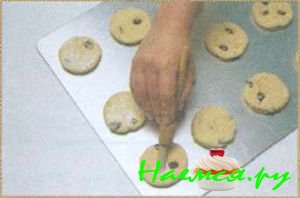 Апельсиновые лепешки с изюмом