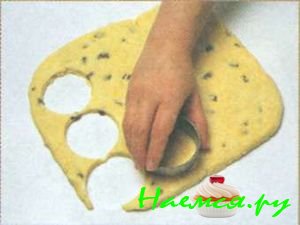 Апельсиновые лепешки с изюмом