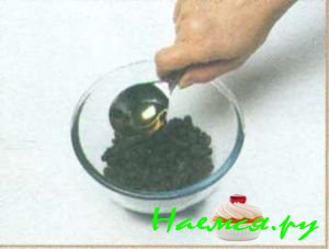 Ромовая баба с миндалем