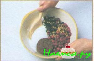 Яблочно-клюквенный сетчатый пирог