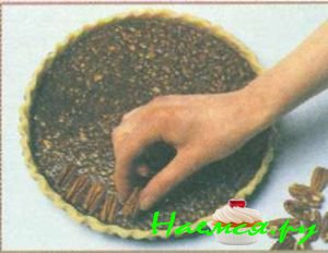 Пирог с орешками пекан