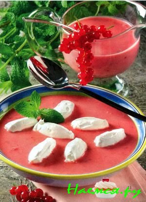 Суп из красной смородины с галушками