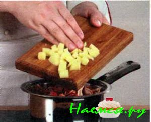 Борщ венгерский с квашеной капустой