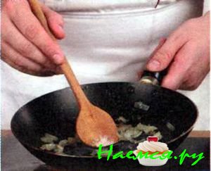 Борщ венгерский с квашеной капустой