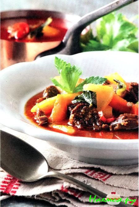 Суп-гуляш по-венгерски