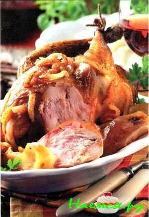 Фазан с яблоками