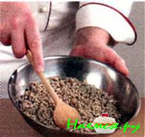 Котлеты из телятины с белым соусом