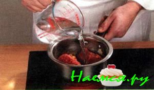 Мясной рулет с салом