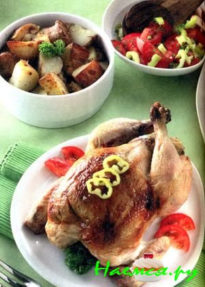 Фаршированная курица с майораном и петрушкой