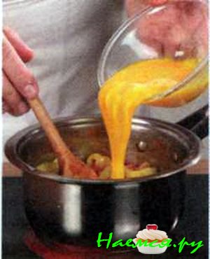 Лечо с яйцом